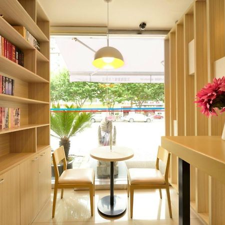 Hanting Hotel Shanghai Hongqiao Hechuan Road Exterior photo