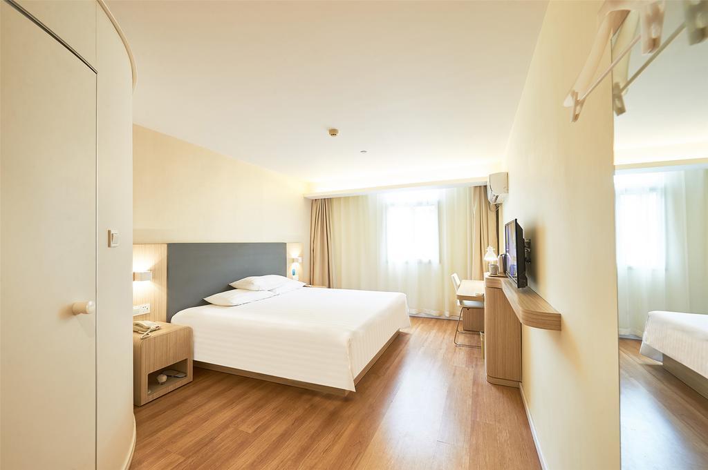 Hanting Hotel Shanghai Hongqiao Hechuan Road Exterior photo